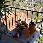 Semesterbostad Casa Maria *